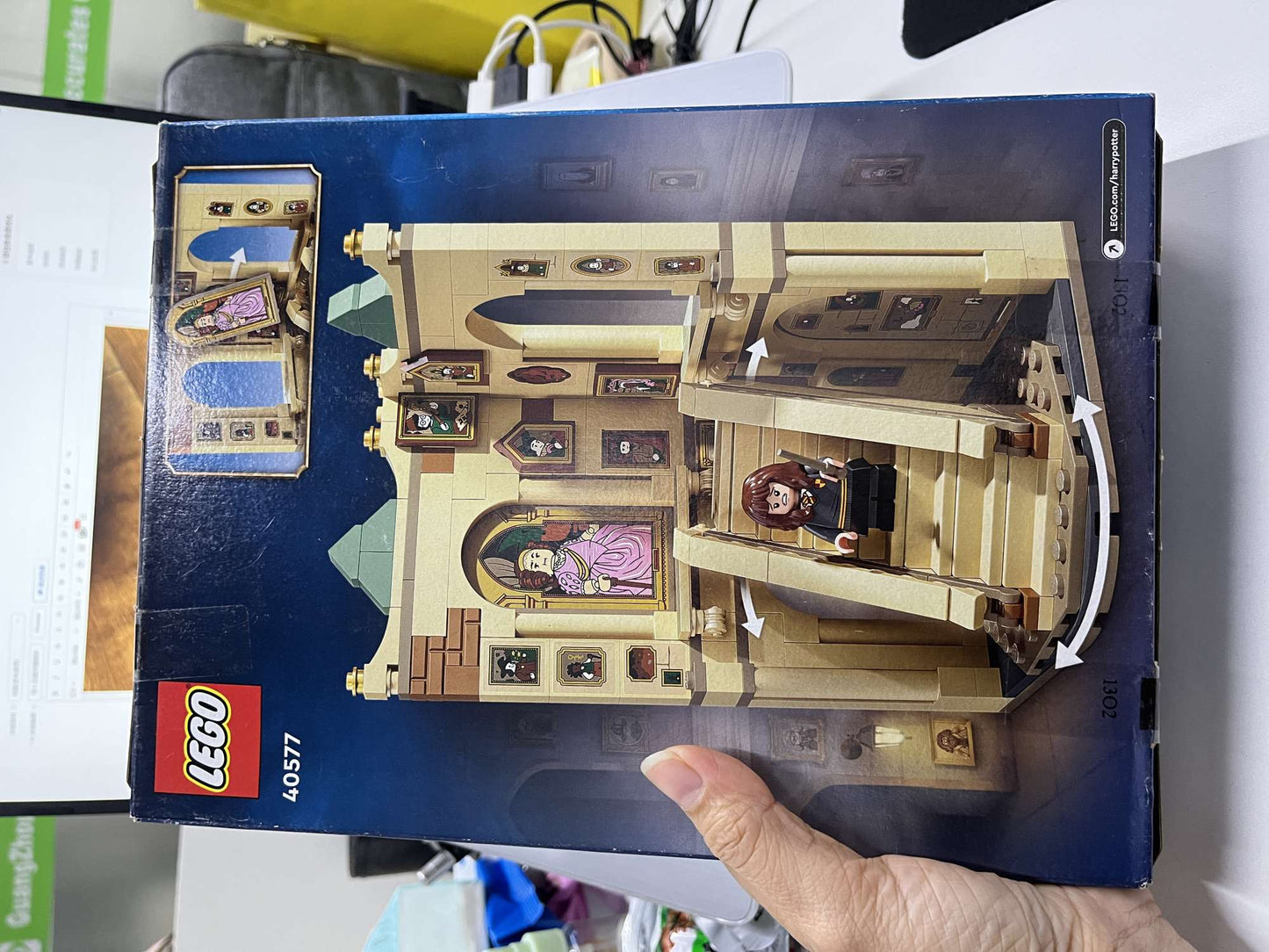 LEGO Harry Potter Hogwarts: Grande Escadaria 40577 Kit de Construção 224 Peças