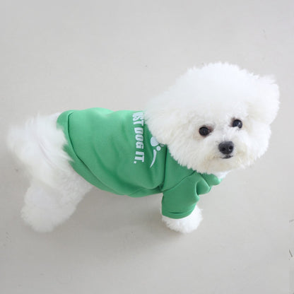 Roupas de outono e inverno para animais de estimação, moletom de veludo com gola redonda e letras inglesas fofas, roupas universais super fofas para gatos e cachorros, modernas