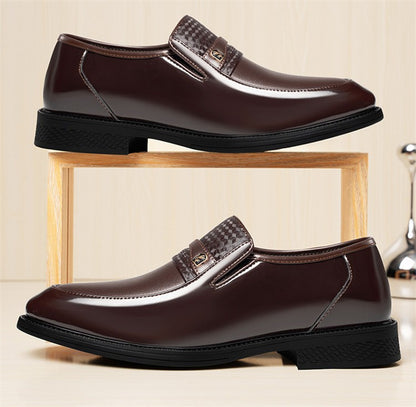 Business Formal Leather Shoes for Men Solid Color Fashion Casual Loafers Male Spring Autumn New Designer Dress Shoes Man