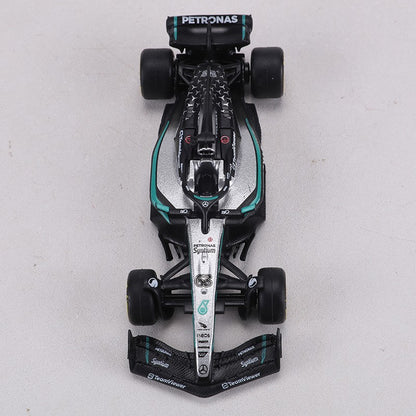 Burago 1:64 Mercedes-AMG F1 W16 Racing Car Alloy Model Car George Russell #63