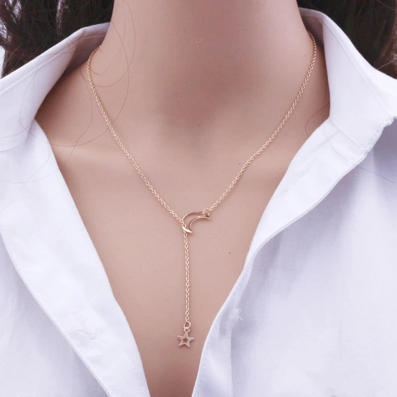 Novo Colar Gargantilha com Pingente de Lua e Estrela Simples, Corrente com Pingente de Liga Dourada Simples, Colares para Mulheres, Joias para Festa