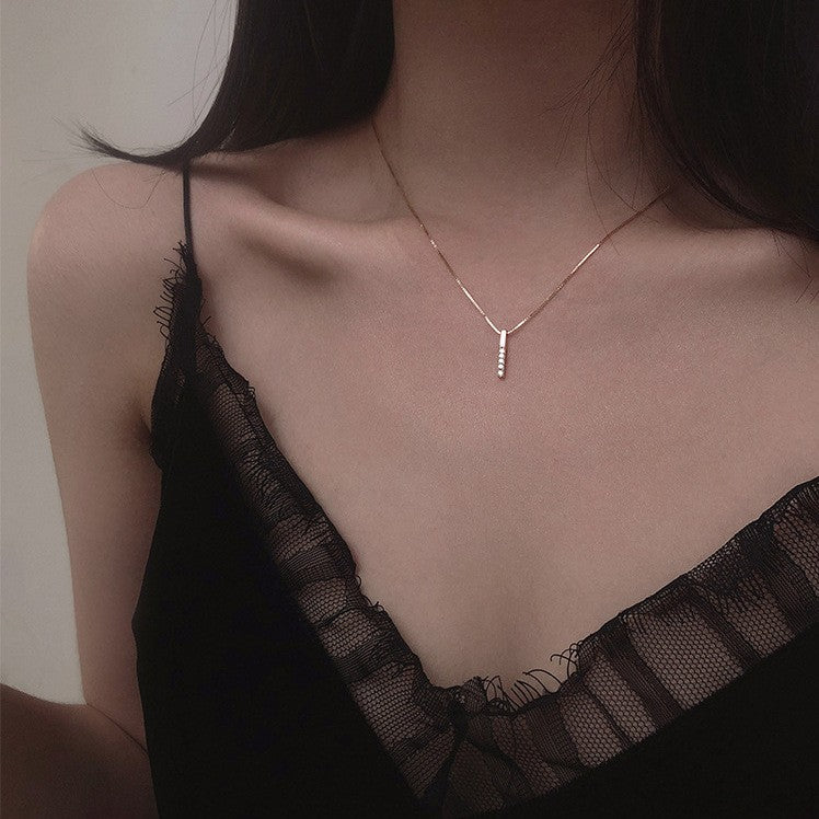 Colares com Pingente em Forma de Coração e Asas de Anjo Cor Prata Zircônia Cúbica 5A Estilo Minimalista Corrente na Clavícula Joias Femininas e para Meninas