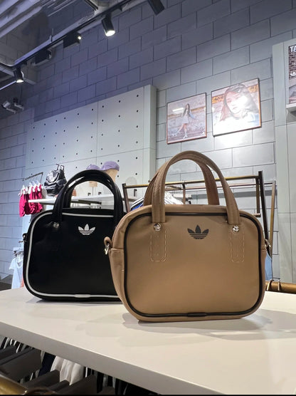 Clover men's and women's fashionable contrasting small square bags, sports single shoulder hand-held crossbody bags