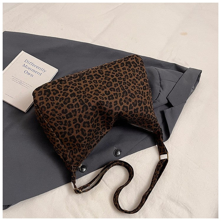 Trendy Casual Soft Textile Women's Shoulder Bag Large Capacity Leopard Print Female Retro Crossbody Bag For Commute Outings