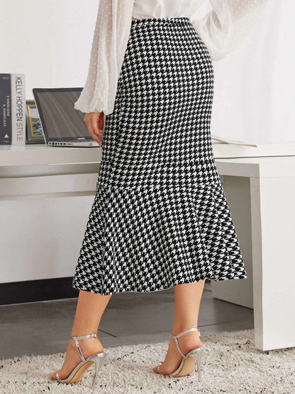 Women's fashionable ruffled hem houndstooth skirt, elegant and fashionable for autumn and winter