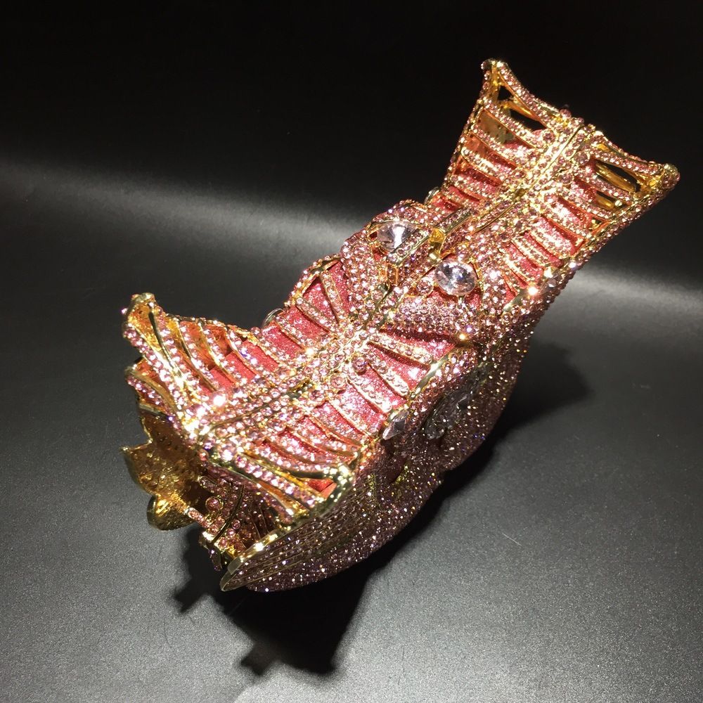 XIYUAN Pink/Black/Blue/Gold Crystal Evening Clutches Bag Hollow Out Women Metal Clutch Purse Wedding Party Prom Dinner Handbag