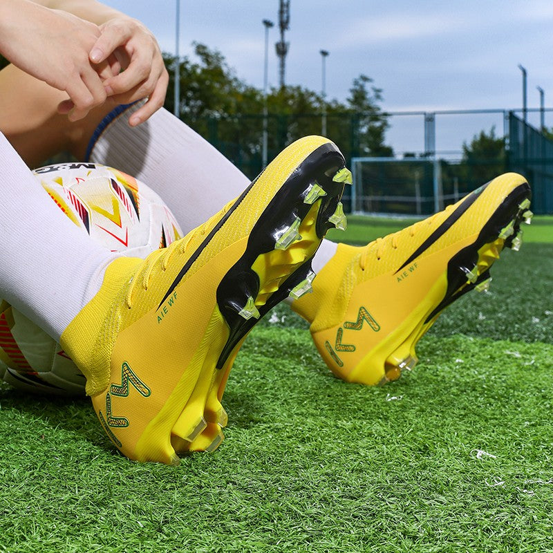 New Men Soccer Shoes Adult Futsal Sport Indoor Football Boots Cleats Non-Slip Boys Grass Ultralight Turf Comfortable Match