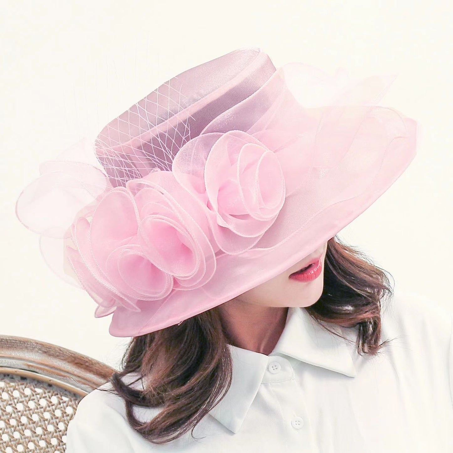Chapéu de Verão de Organza Respirável Requintado Leve Elegante Chapéu de Sol Feminino Chique de Malha Para Casamentos ao Ar Livre Novo 2025
