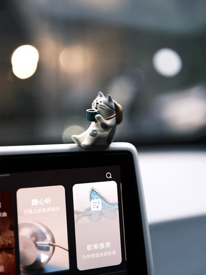 Cute Healing Kitten Ornaments For Car Dashboard Resin Cat Figure Car Interior Decorative Cat Ornament Vehicle Accessories
