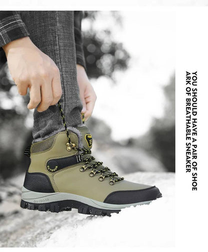 Botas de inverno masculinas com pele quente, antiderrapantes, sapatos casuais de trabalho masculinos, tênis de couro impermeáveis, botas de cano alto, tamanhos grandes