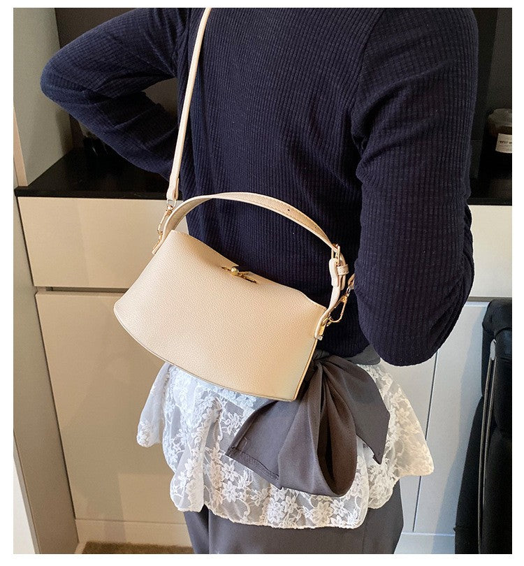 Niche Brand Women's Fashion Handbag Soft Versatile Shoulder Messenger Bag 2025 Super Hot Yellow Portable Bucket Bag Women's Bag