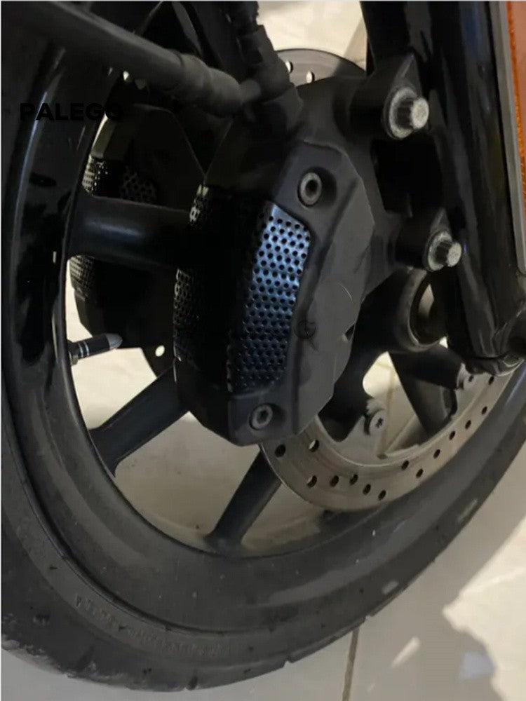 Conjunto de Inserções para Pinça de Freio Dianteiro Preto/Cromado para Motos Harley Touring Road King Electra Glide CVO Ultra Classic V-Rod