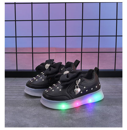 Spring Kids Shoes New Fashion Breathable Sneakers Kids Soft Non Slip Casual Girls Shoe LED Light Cute Versatile Princess Shoe