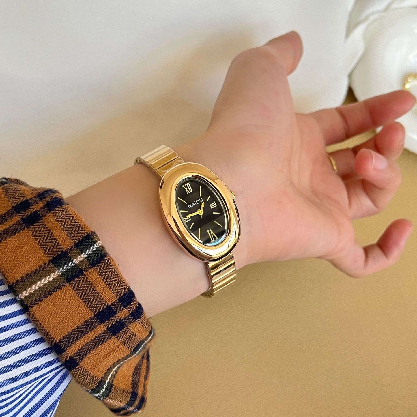 Hot Sale Women Watch Vintage Oval Dial Gold Watch Luxury Roman Numerals Steel Strap Ladies Girl Gift Wristwatch Clock Relojes