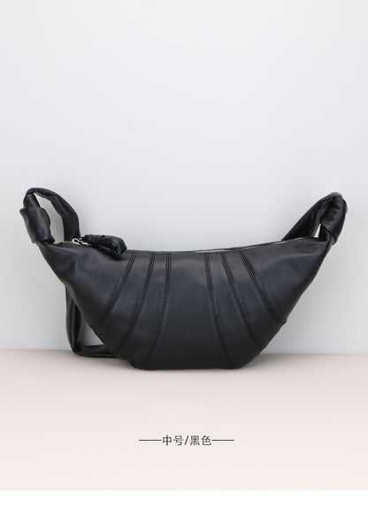 2025 Quality Fashion Beauty Crossbody Bag Large Capacity Designer Popular Soft Chest Bag