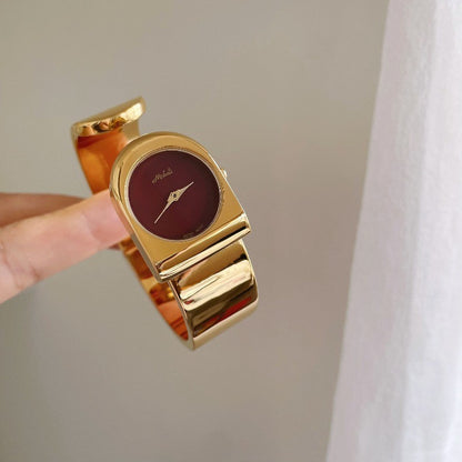 Luxury Women's Quartz Watch Simple Design Gold Delicate Bracelet Clock Gift Stainless Steel Women's Watch