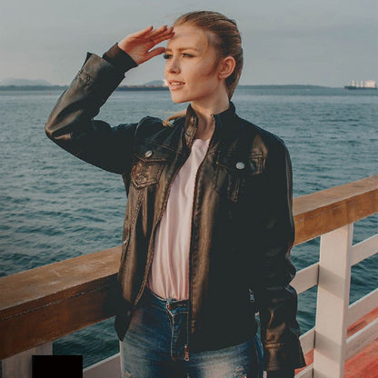 Autumn and Winter Women's Motorcycle Leather Jacket Short Hooded Detachable Hood Jacket Slim Fit Plus Suede Leather Jacket Women