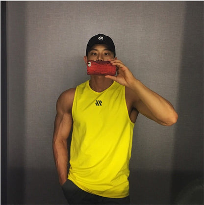 2025 Mens fitness gyms Tank top men Fitness sleeveless shirt Male mesh breathable Sports vest Undershirt Gyms Running vest men