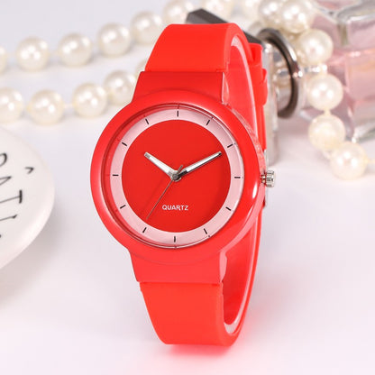 Cross border New Geneva Simple Casual Candy Color Silicone Watch Fashion Male and Female Student Couple Performance Goods