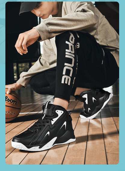 Men's plus size casual sneakers Four seasons breathable light outdoor basketball shoes fashion youth Joker sports running shoes