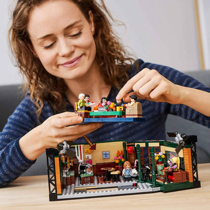 Blocos de Montar LEGO Friends Ideas Central Perk 7 Minifiguras Novas de Setembro de 2019 Brinquedo Presente de Aniversário Natal 21319 1070 Peças