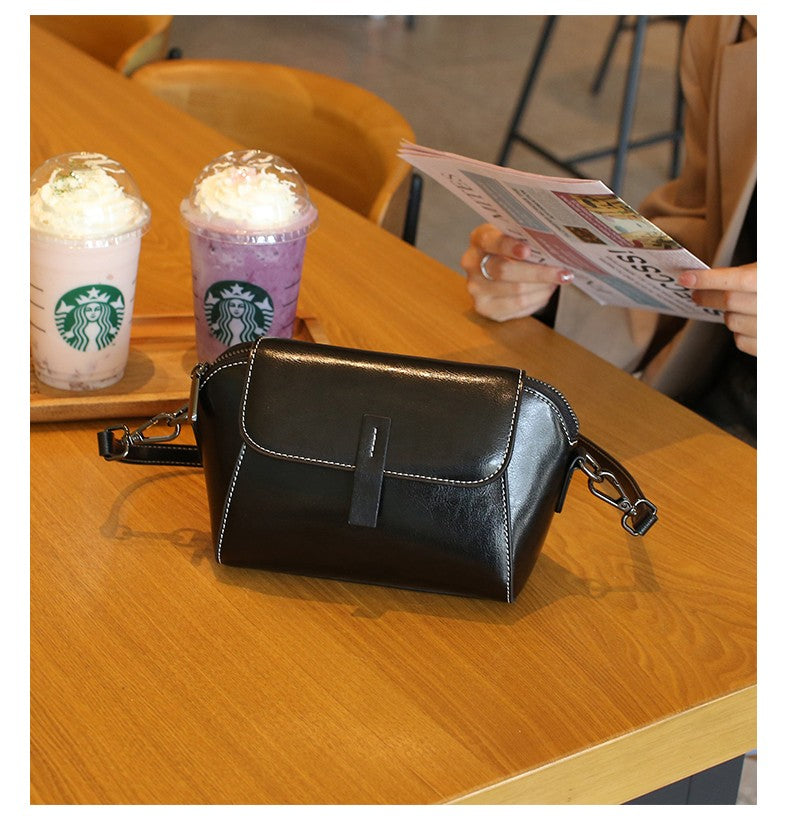 Oil Wax Cowhide Genuine Leather Crossbody Small Bag for Women Fashionable Versatile Shoulder Shell Handbag Lady Casual Phone Bag