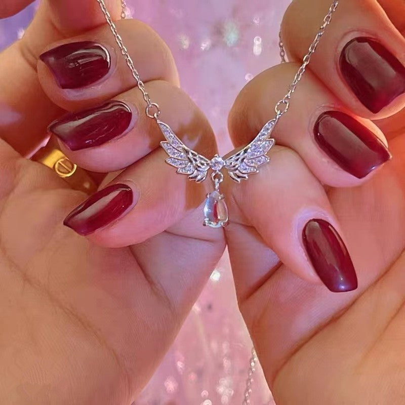 Colares com Pingente em Forma de Coração e Asas de Anjo Cor Prata Zircônia Cúbica 5A Estilo Minimalista Corrente na Clavícula Joias Femininas e para Meninas