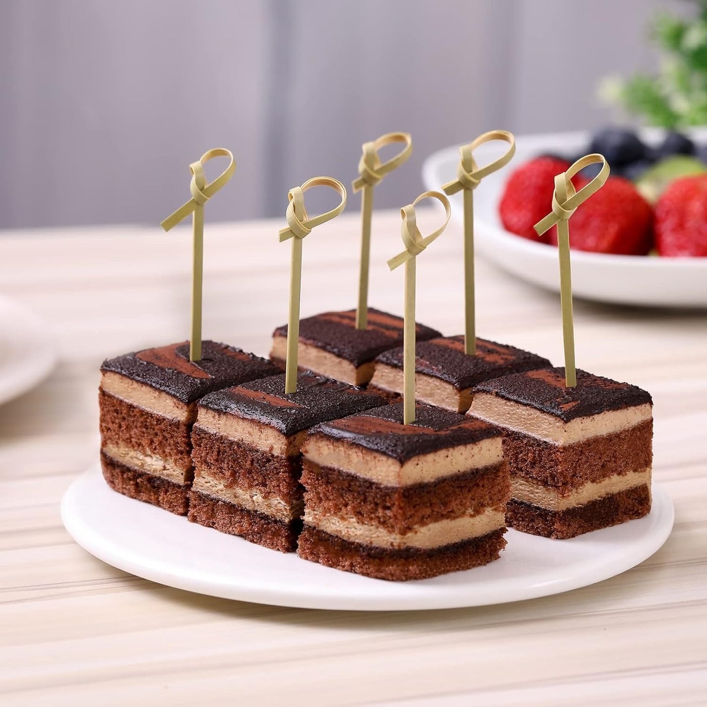 Palitos de Coquetel Espetos de Nó de Bambu Natural Palitos de Comida Mini Palitos de Dente Decorativos para Bebidas Frutas e Guarnição de Tábua de Frios
