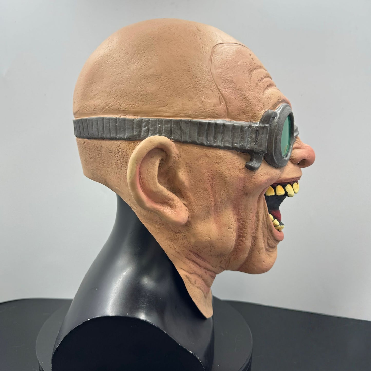 Halloween Scary Latex Mask Old Man Cosplay Head Cover Funny Bald Grandpa Prop with Goggles for Carnival Party
