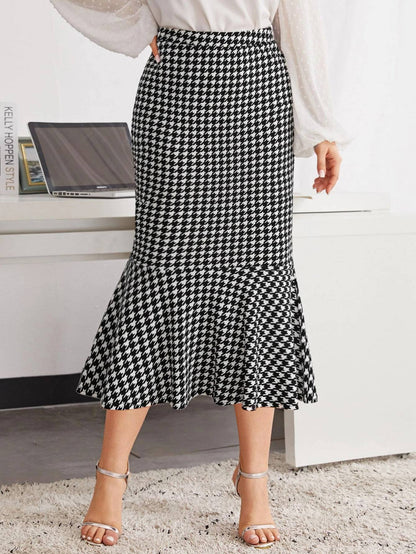 Women's fashionable ruffled hem houndstooth skirt, elegant and fashionable for autumn and winter