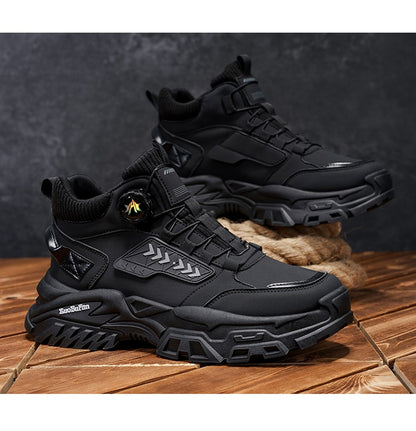 New Men's Casual Outdoor Construction Site Work Durable Safety Shoes, Black for Outdoor Mountain Climbing and Hiking Sports