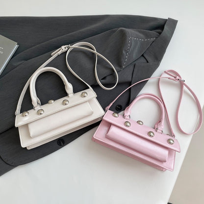 Bolsa de Ombro Pequena Retrô com Rebites de Couro PU LEFTSIDE para Mulheres Tendência 2025 Bolsas de Mão de Luxo Y2K e Bolsas Transversais Femininas