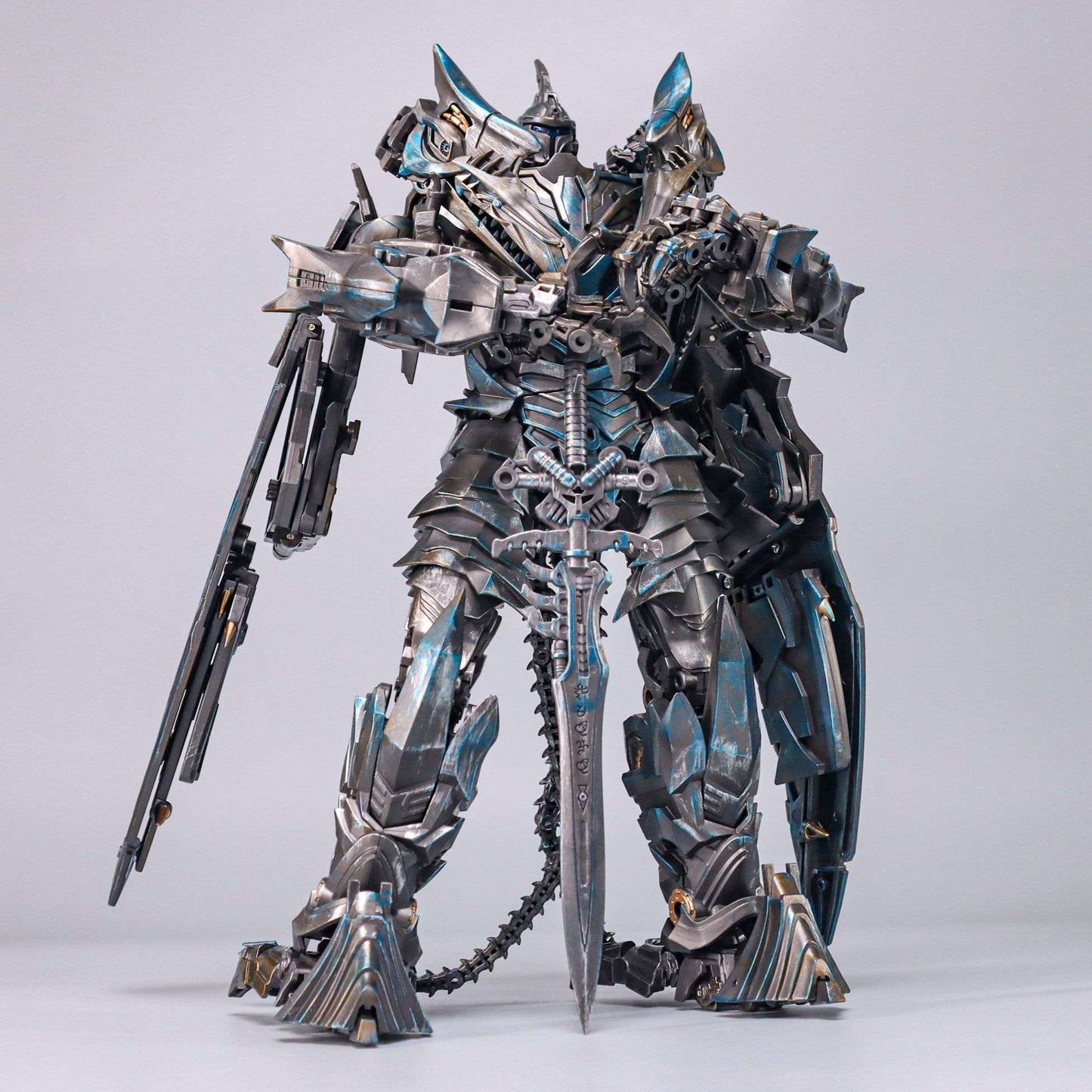EM ESTOQUE BAIWEI Transformation TW-1104 TW1104 Strafe Robot Swoop Boneco de Ação 27CM