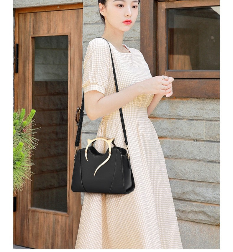 Trendy Fashion PU Leather Shoulder Bag Women's Chain Crossbody Small Purse Underarm Square Satchel Handbag