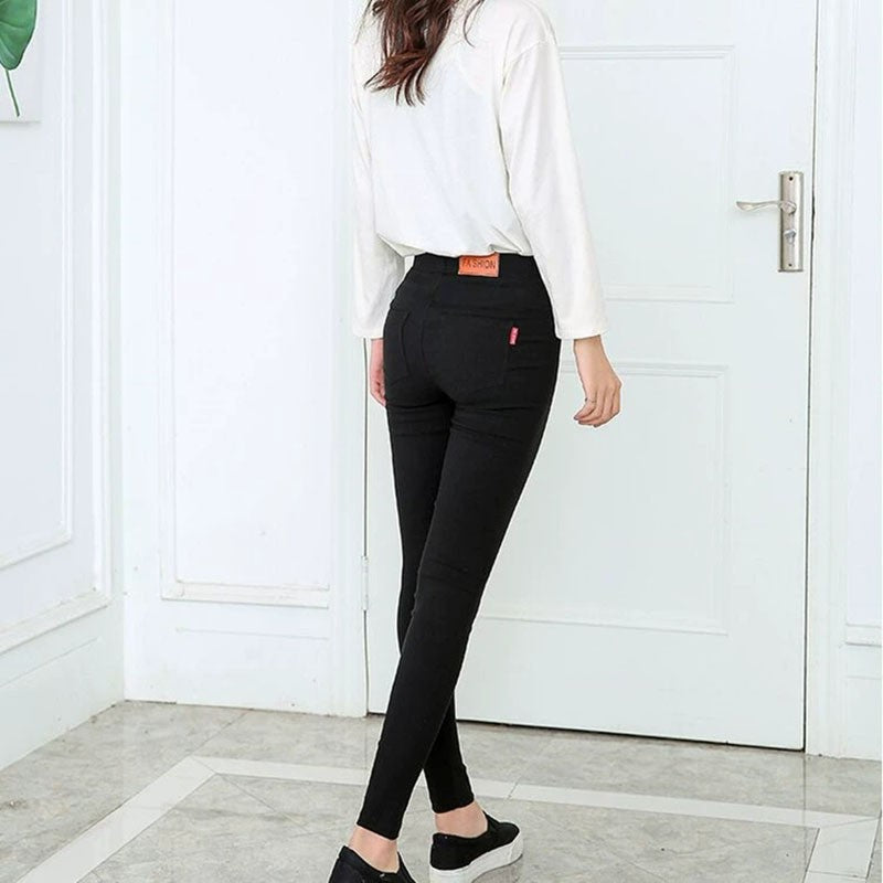 2025 New Autumn Black Pencil Pants Women Korean Style Tight Stretch Office Lady Denim Pants Elegant Comfy Ankle Length Jeans