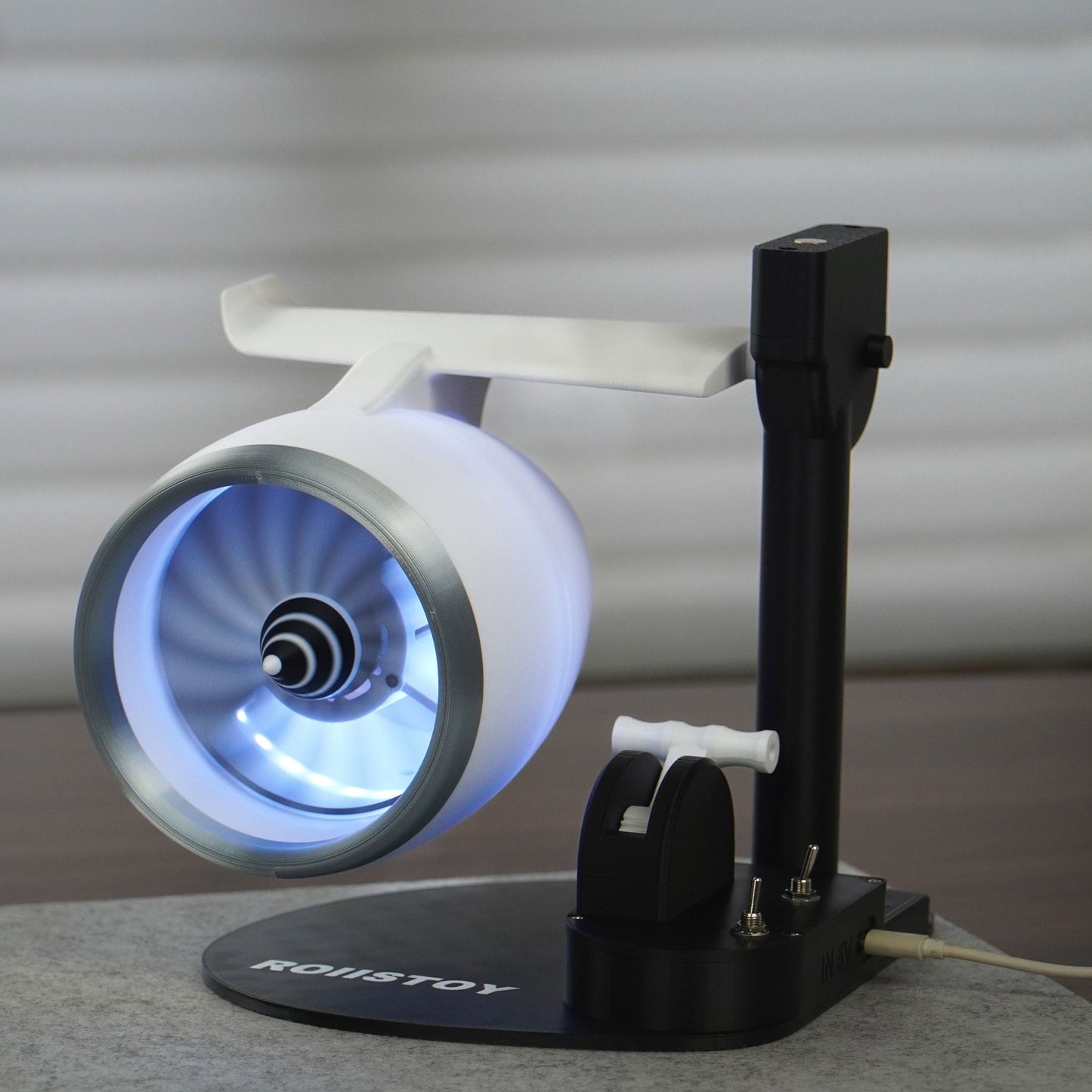 Single Head Turbojet Fan Humidifier with Blowing Capability RGB Light Show Function Home Office Desktop Air Moisturizer Room Dec