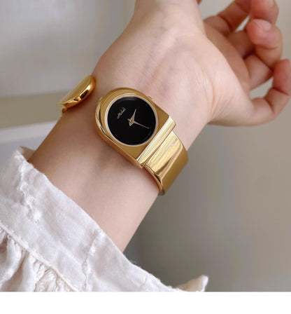 Luxury Women's Quartz Watch Simple Design Gold Delicate Bracelet Clock Gift Stainless Steel Women's Watch