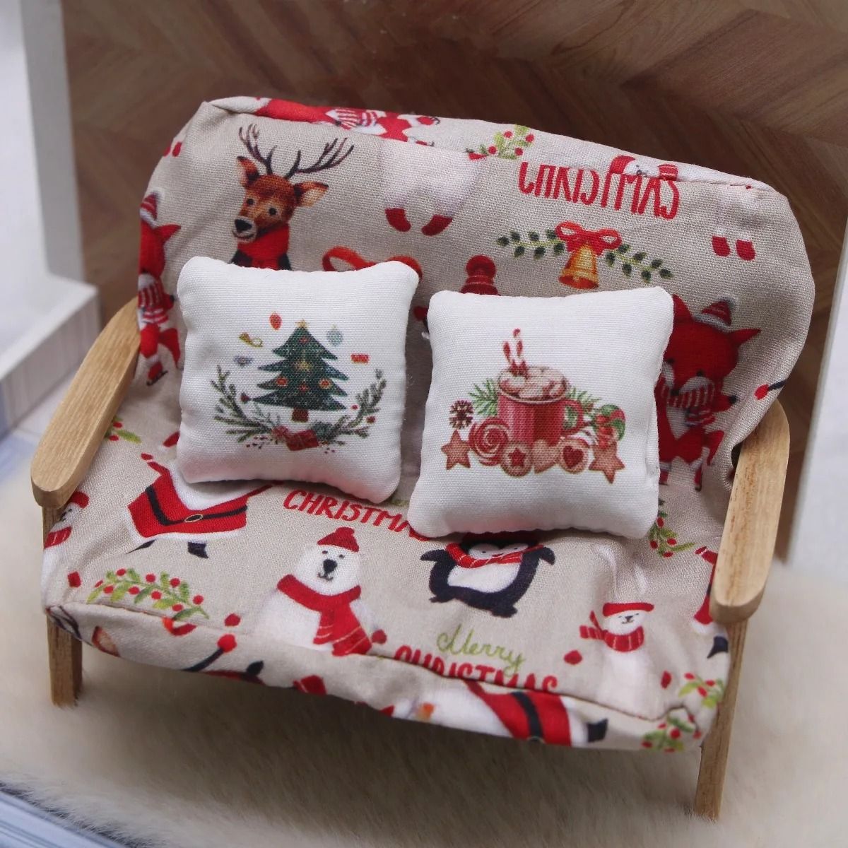 4pcs Dollhouse Mini Christmas Pillows, DIY Miniature Home Living Room Scene Decoration Props,Model Accessories,Christmas decor