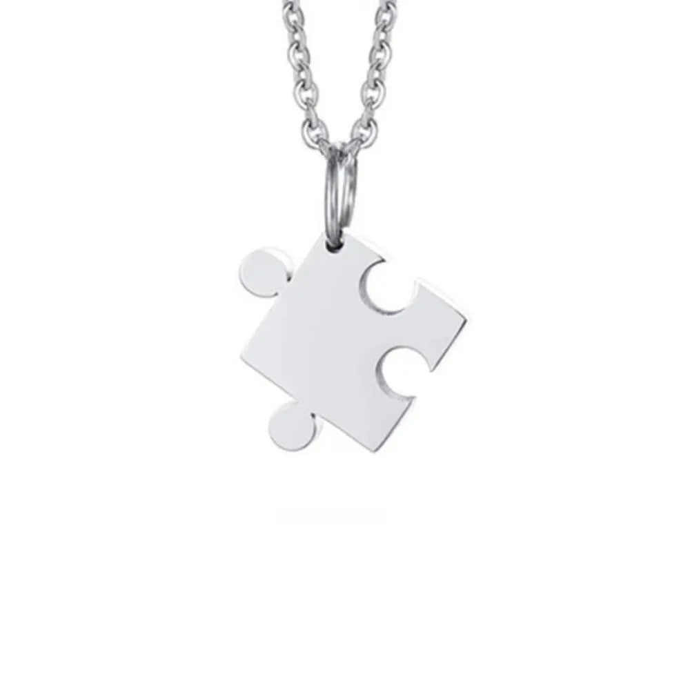 2Pcs/Set Simple Puzzle Heart Matching Pendant Couple Matching Necklace Couple Good Friends Ladies Men Hip Hop Sweater Chain