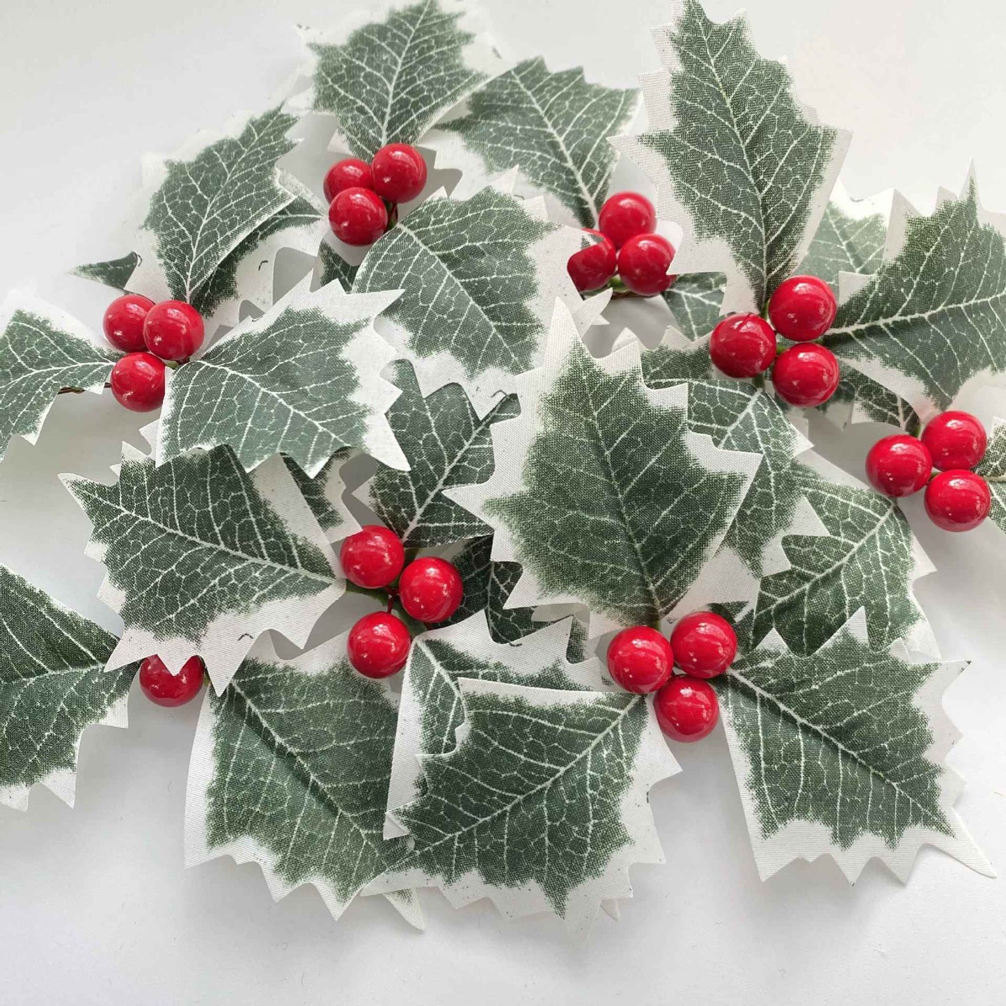 50/10Pcs Artificial Holly Berries With Green Leaves DIY Christmas Wreath Wedding Flower Gifts Xmas New Year Festival Decorations