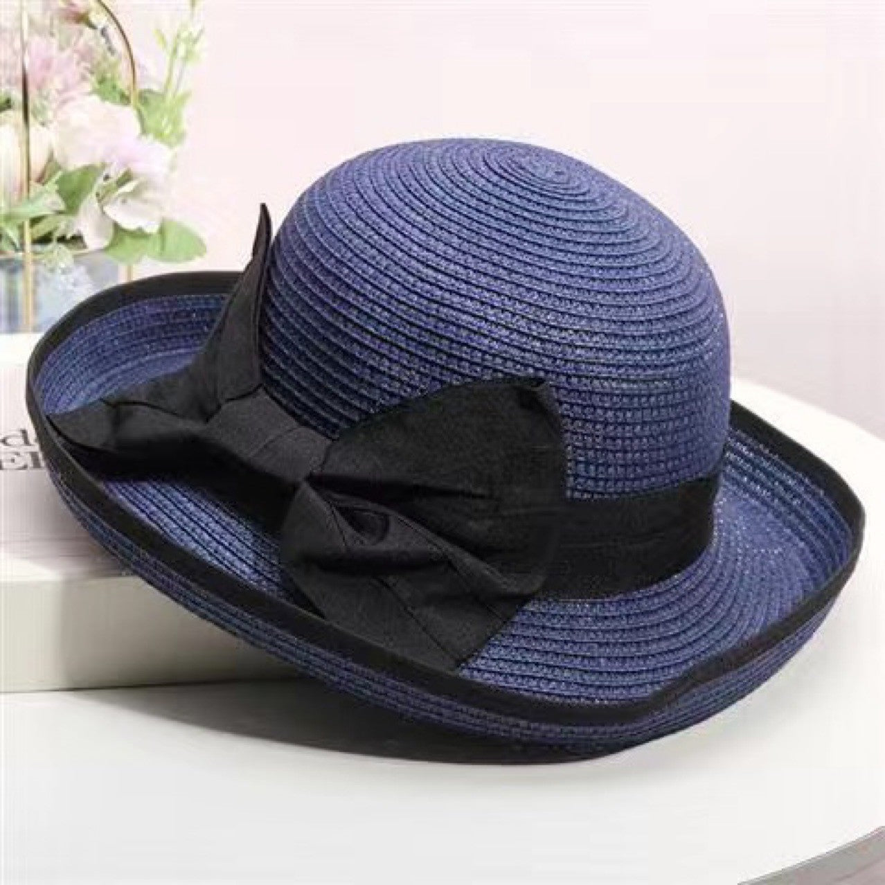 Chapéu de palha feminino de verão, edição coreana, com aba enrolada, elegante, com laço, chapéu de pesca para viagem, proteção solar e sombreamento, chapéu de praia