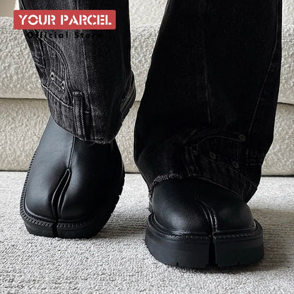 Tabi shoes for men and women classic leather split toe shoes casual one foot shoes Unisex flat shoes Comfortable design