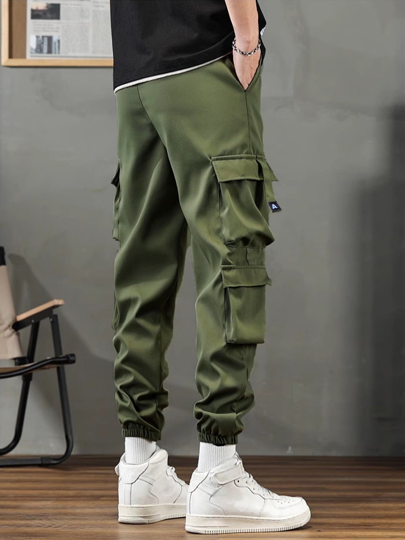 Spring and autumn windproof and waterproof outdoor pants, hiking workwear pants for men, loose and thin underwear for men and wo