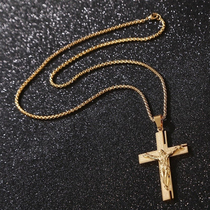 Colar Masculino Crucifixo Jesus Cristo Banhado a Ouro Pingente Cruz Religioso com Corrente Joias