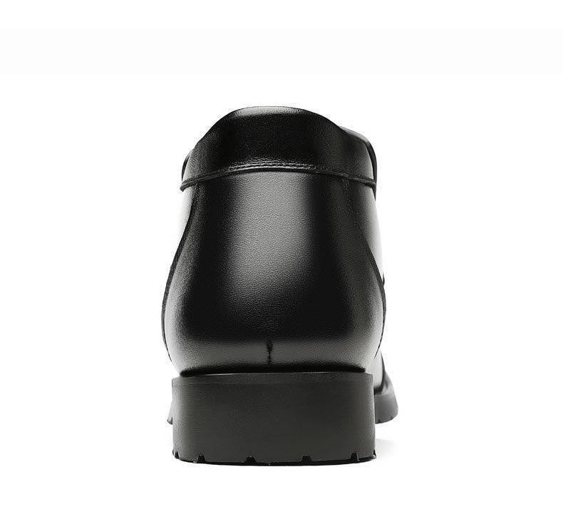 Botas de Neve Masculinas Couro Preto Estilo Britânico Sapatos de Inverno Masculino Casual Pelúcia Grossa Trabalho de Alta Qualidade Antiderrapante Forro de Lã Moda