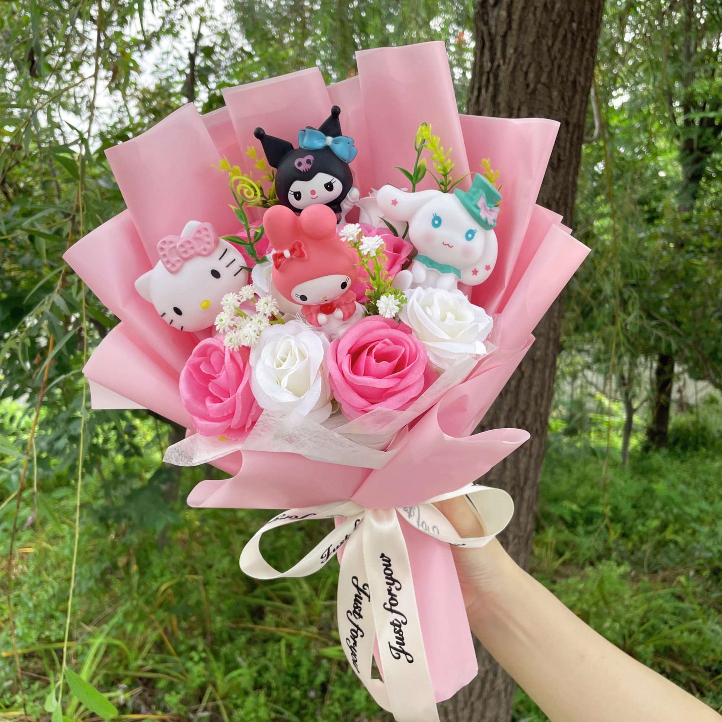 Bonecos de Vinil de Desenho Animado Figuras de Ação Com Flor Artificial Buquê Criativo Presentes de Aniversário de Natal Dia dos Namorados