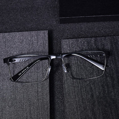 High Quality Stainless steel Reading Glasses Men Women Fashion Presbyopic Eyeglasses Business Hyperopia Anti Blue Light Eyewear1