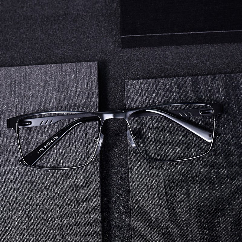 High Quality Stainless steel Reading Glasses Men Women Fashion Presbyopic Eyeglasses Business Hyperopia Anti Blue Light Eyewear1