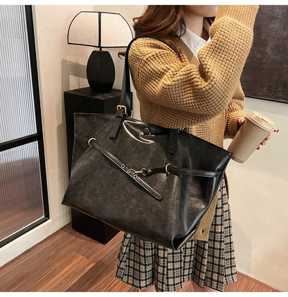 Retro Big PU Leather Shoulder Bag for Women 2025 Winter Trend New Y2K Fashion Handbags Females Travel Luxury Tote Bag  bolsas