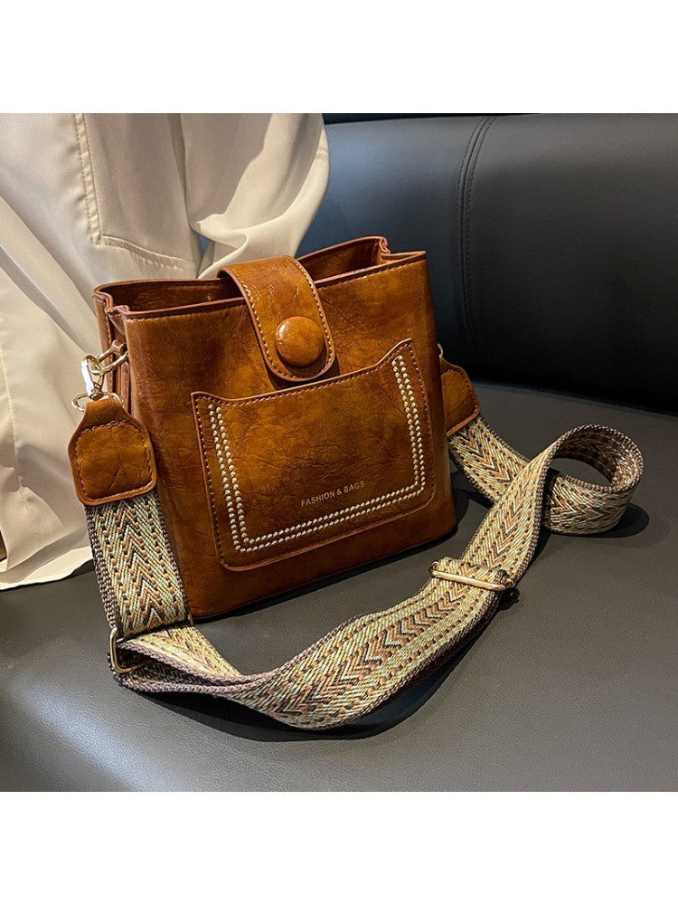 PU Shoulder Bag Multi-pocket Design Zipper and Buckle Opening Design Fashionable Versatile Messenger Bag